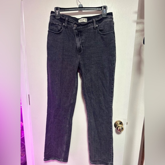 The 90s slim straight ultra high rise | Abercrombie & Fitch - Picture 1 of 3